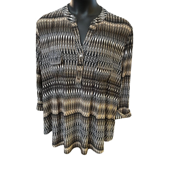 Ava & Grace Woman 3X Tunic Top – Black, Brown & Tan Ikat Print with Chest Pockets