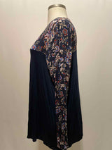 Size 18/20 LANE BRYANT Navy Print Casual Top