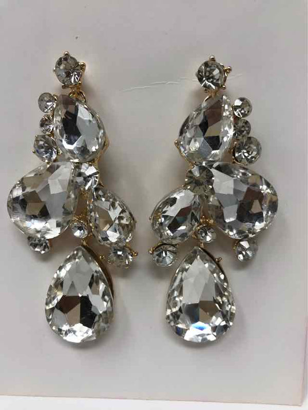 Style Plus Boutique Clear Earrings